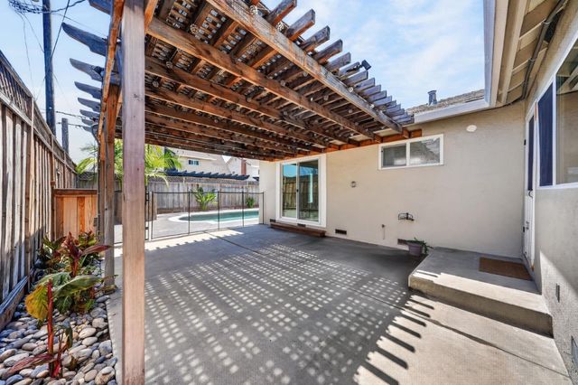 276 Bieber, San Jose, CA 95123