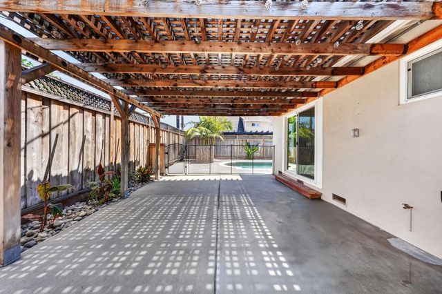 276 Bieber, San Jose, CA 95123