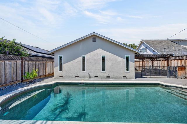 276 Bieber, San Jose, CA 95123