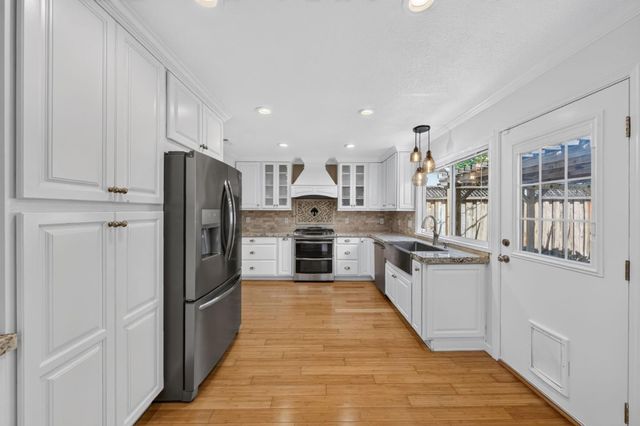 276 Bieber, San Jose, CA 95123