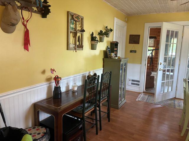 5882 Lakeside Drive, Gladwin, MI 48624