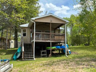 5882 Lakeside Drive, Gladwin, MI 48624