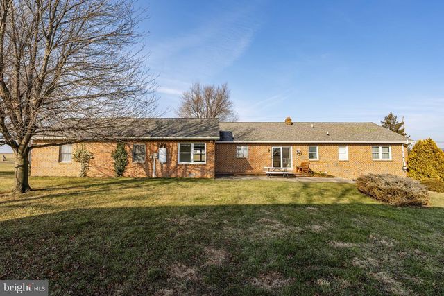 85 WISSLER RD, Lititz, PA 17543