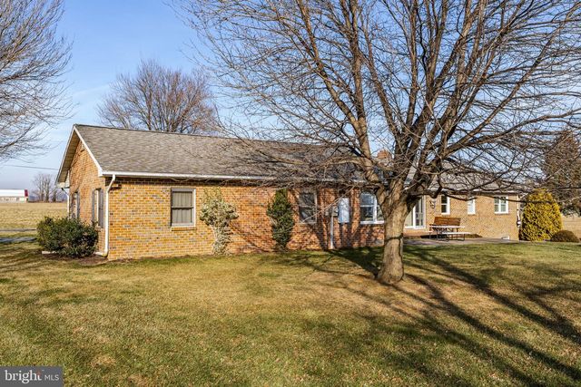 85 WISSLER RD, Lititz, PA 17543