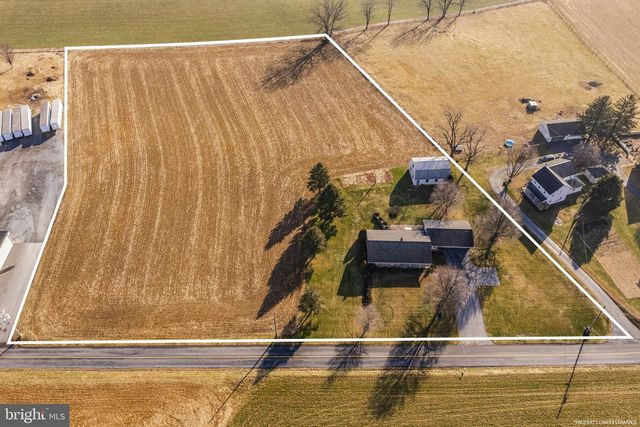 85 WISSLER RD, Lititz, PA 17543