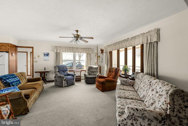 85 WISSLER RD, Lititz, PA 17543