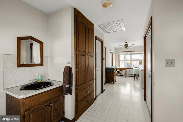 85 WISSLER RD, Lititz, PA 17543