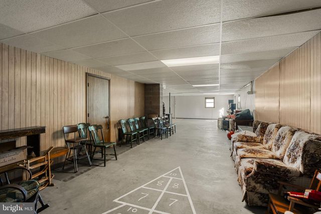 85 WISSLER RD, Lititz, PA 17543