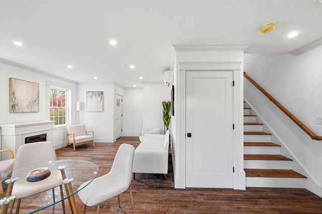 2 Railroad Avenue 1, Rowley, MA 01969