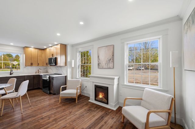 2 Railroad Avenue 1, Rowley, MA 01969