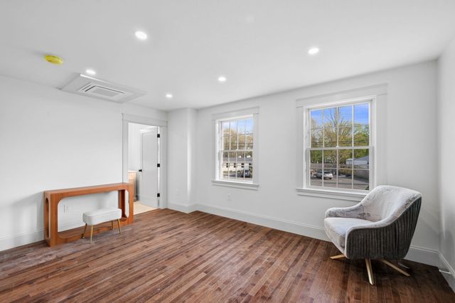 2 Railroad Avenue 1, Rowley, MA 01969