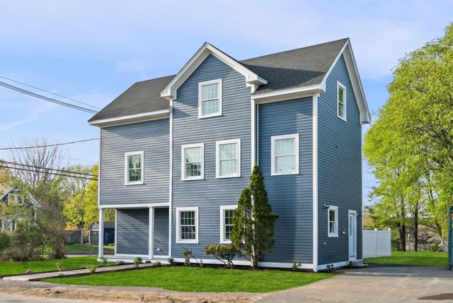 2 Railroad Avenue 1, Rowley, MA 01969