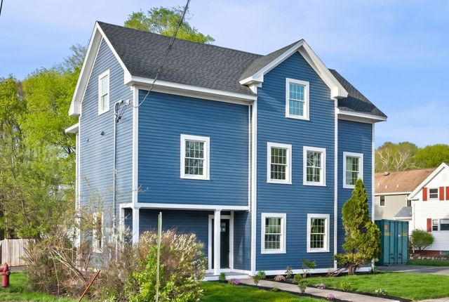 2 Railroad Avenue 1, Rowley, MA 01969