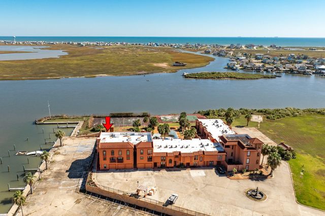 411 Sailfish Lane 101, Freeport, TX 77541