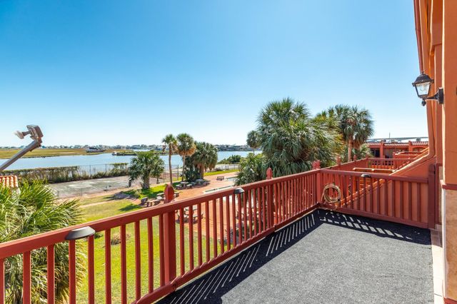 411 Sailfish Lane 101, Freeport, TX 77541