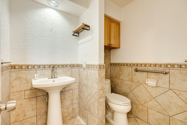 411 Sailfish Lane 101, Freeport, TX 77541