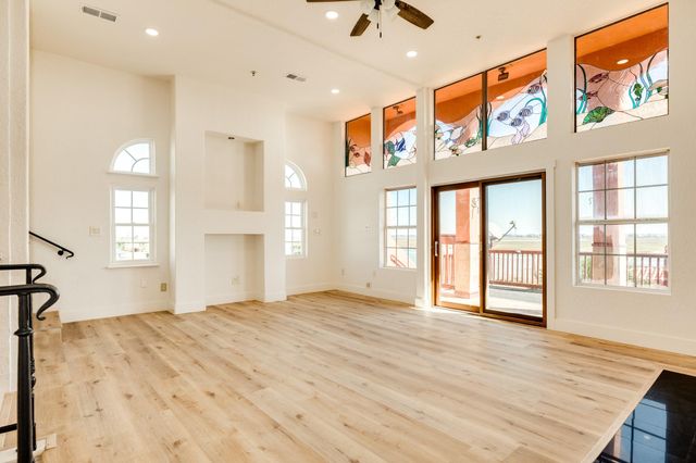 411 Sailfish Lane 101, Freeport, TX 77541