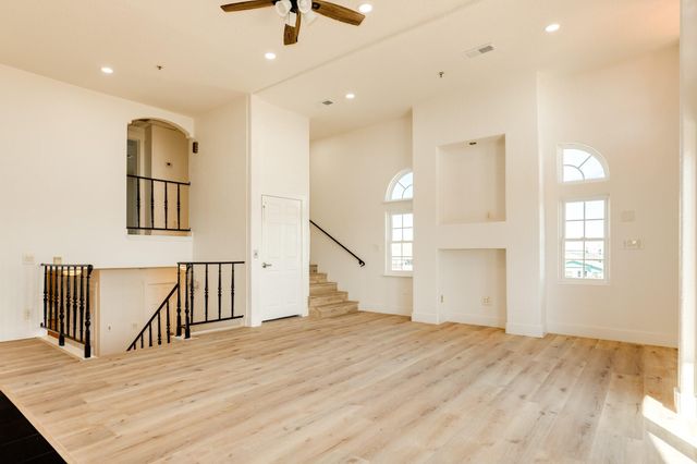 411 Sailfish Lane 101, Freeport, TX 77541