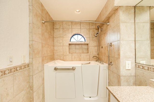 411 Sailfish Lane 101, Freeport, TX 77541