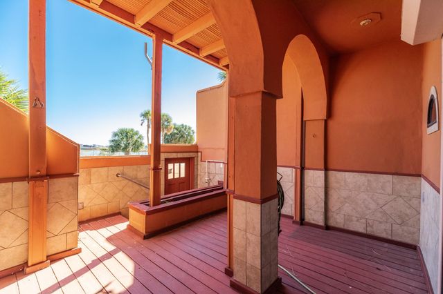 411 Sailfish Lane 101, Freeport, TX 77541