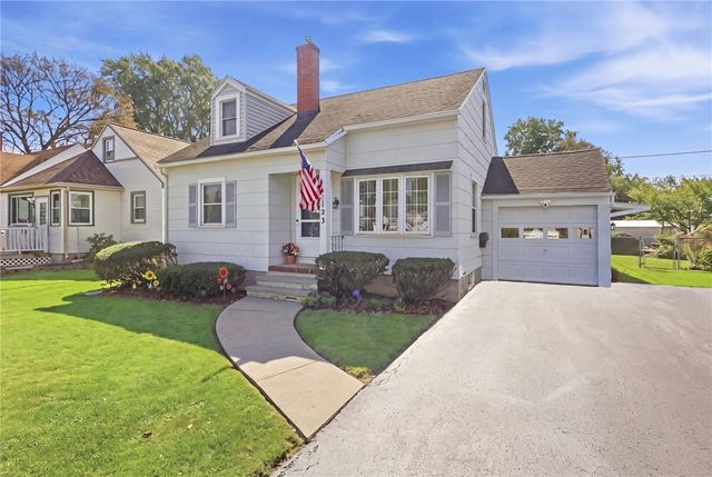 123 Chesterton Road, Greece, NY 14626