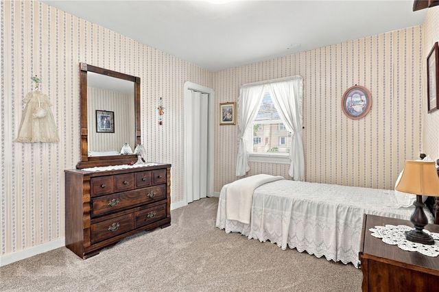 123 Chesterton Road, Greece, NY 14626