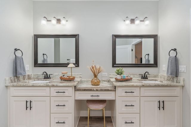 3501 Plympton Road, Laurel Hill, FL 32567