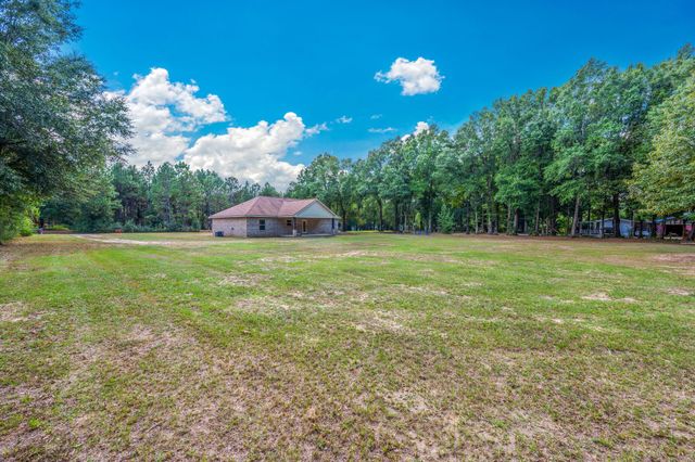 3501 Plympton Road, Laurel Hill, FL 32567