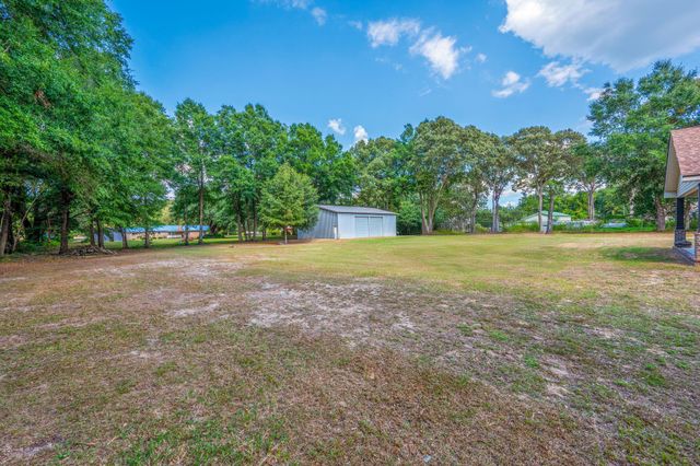 3501 Plympton Road, Laurel Hill, FL 32567