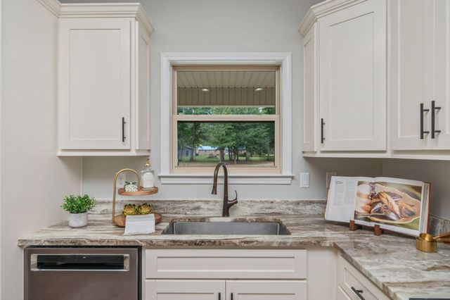 3501 Plympton Road, Laurel Hill, FL 32567