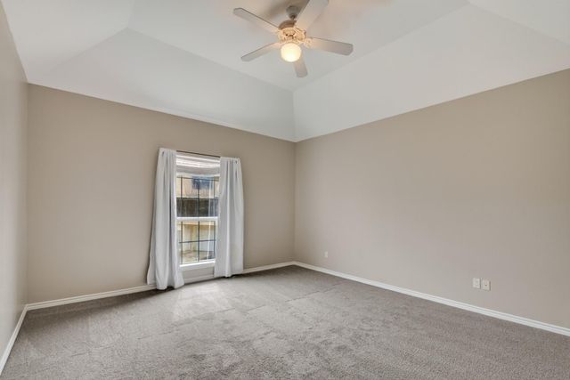 6 Regency Point, Montgomery, TX 77356