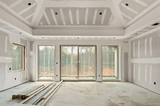 94 Viola Road, Suffern, NY 10901