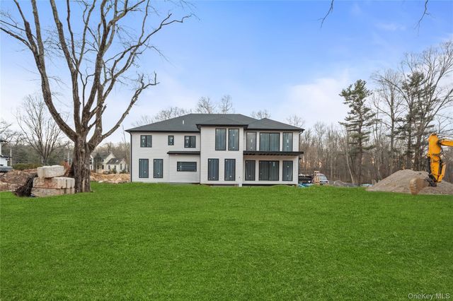 94 Viola Road, Suffern, NY 10901