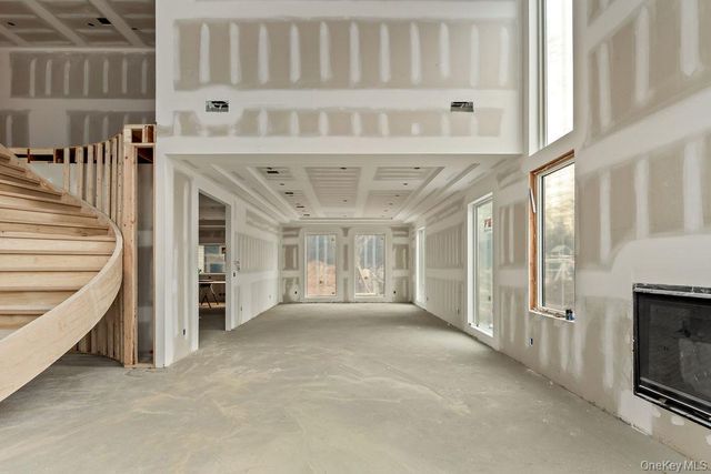 94 Viola Road, Suffern, NY 10901