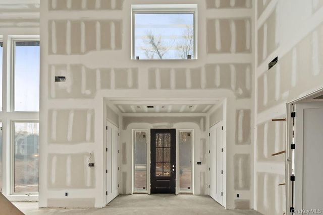 94 Viola Road, Suffern, NY 10901