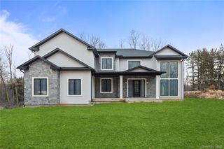 94 Viola Road, Suffern, NY 10901