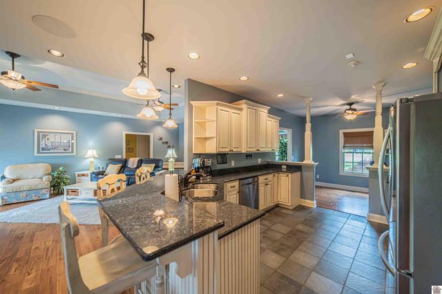 210 McKenna Dr, Kevil, KY 42053