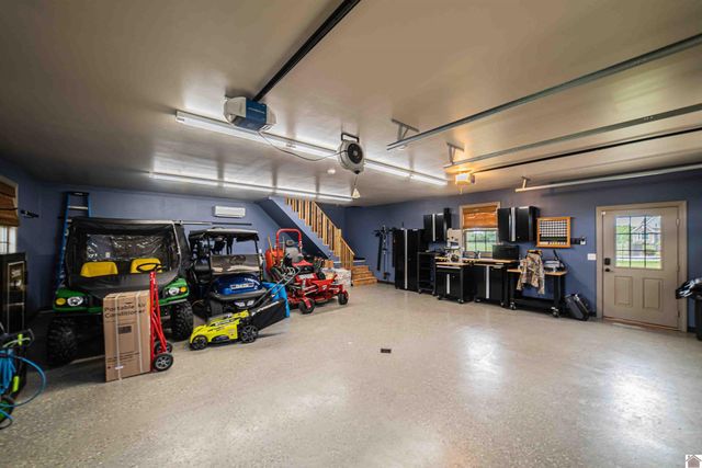 210 McKenna Dr, Kevil, KY 42053