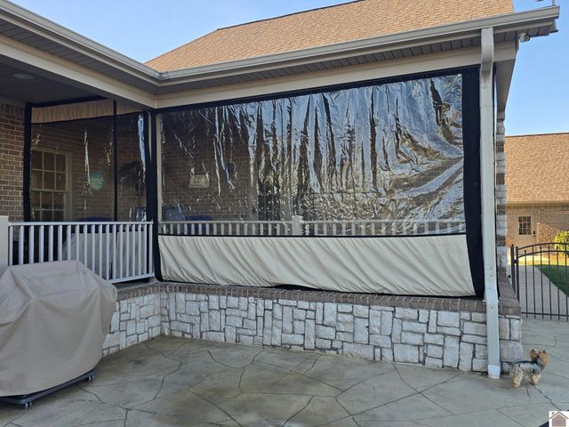 210 McKenna Dr, Kevil, KY 42053