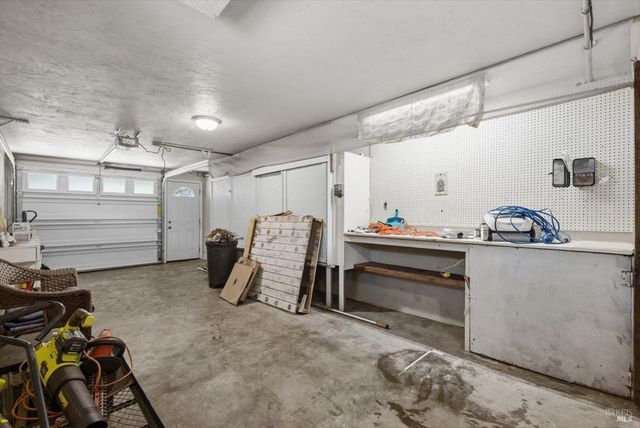 4730 Valley End Ln, Fairfield, CA 94534