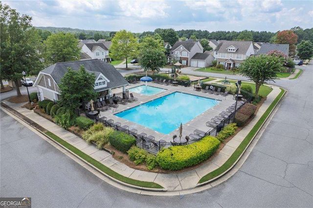 506 Willow Turn, Canton, GA 30114
