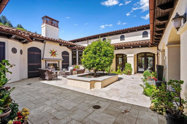 220 Falcon Hill, Santa Cruz, CA 95065