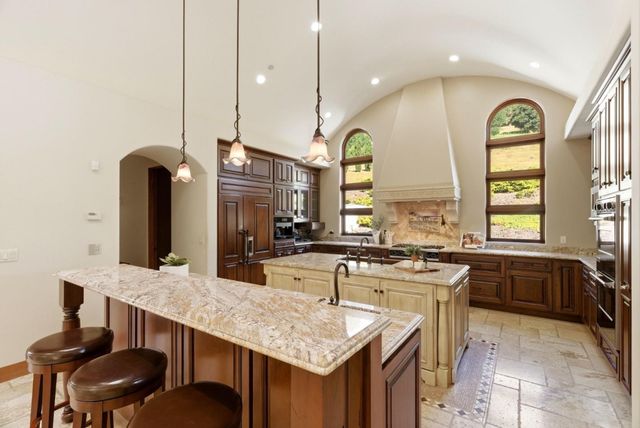 220 Falcon Hill, Santa Cruz, CA 95065