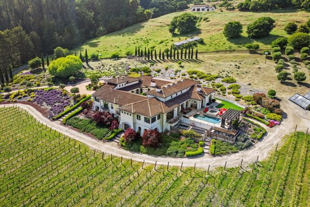 220 Falcon Hill, Santa Cruz, CA 95065