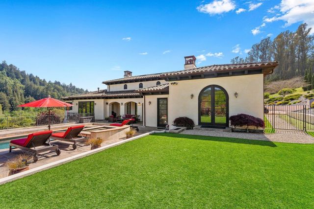 220 Falcon Hill, Santa Cruz, CA 95065
