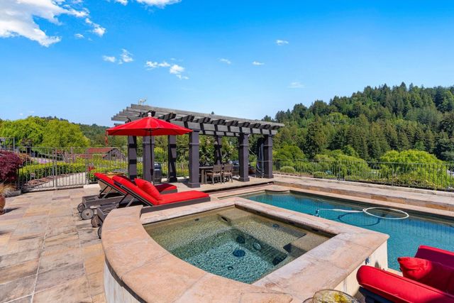 220 Falcon Hill, Santa Cruz, CA 95065