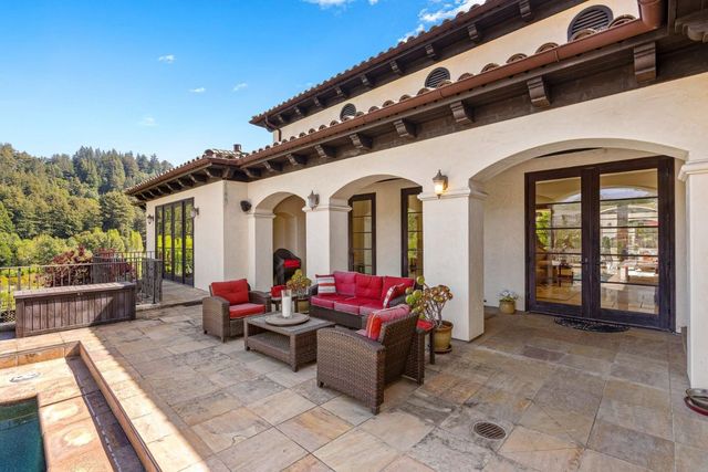 220 Falcon Hill, Santa Cruz, CA 95065