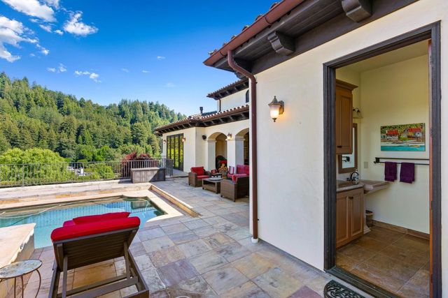 220 Falcon Hill, Santa Cruz, CA 95065