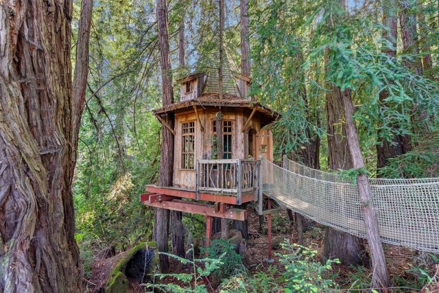 220 Falcon Hill, Santa Cruz, CA 95065