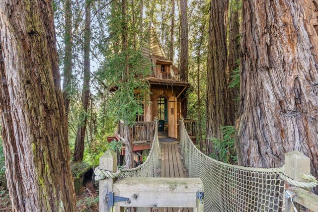 220 Falcon Hill, Santa Cruz, CA 95065